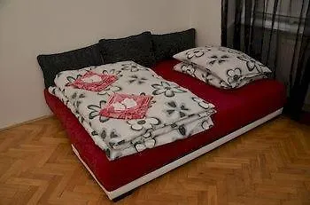 Mivos Πράγα